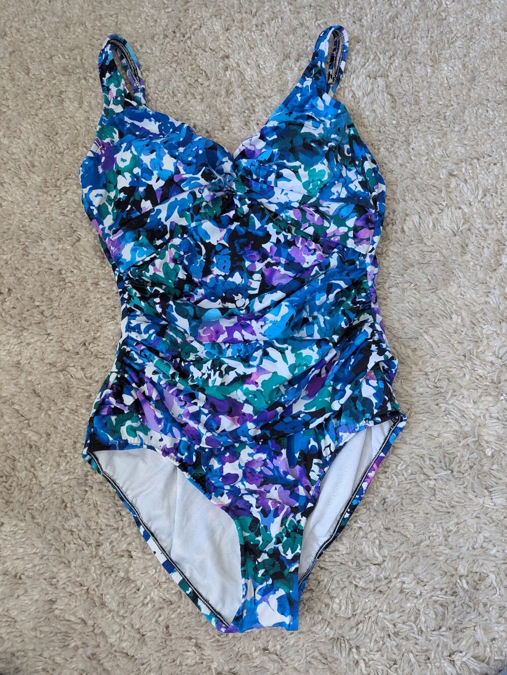 croft & barrow white swimsuit with blue print